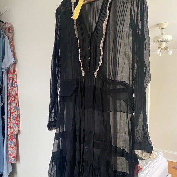 Worn twice ! Recently dry cleaned ! Rebecca Taylor size 4 - Picture 3 of 4